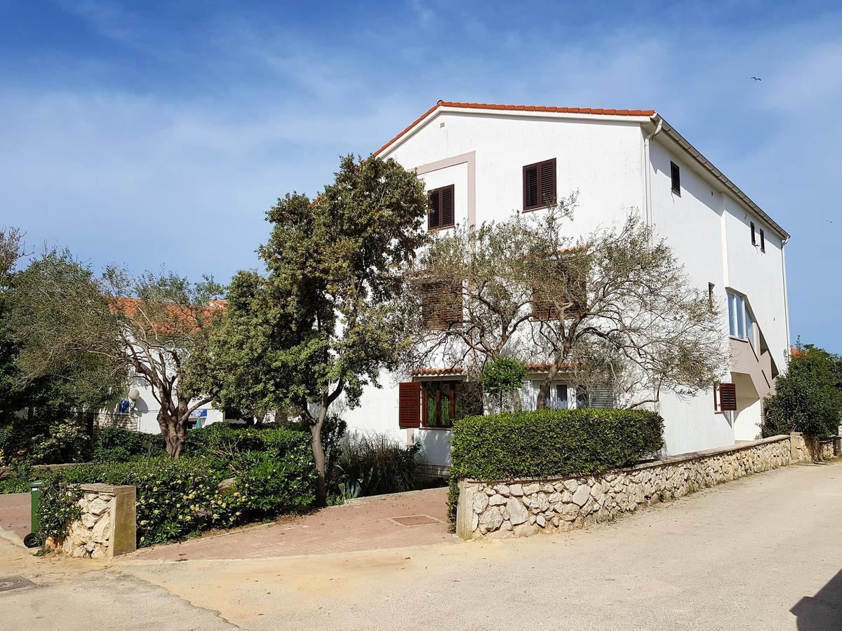 Apartments Monica נובליה מראה חיצוני תמונה
