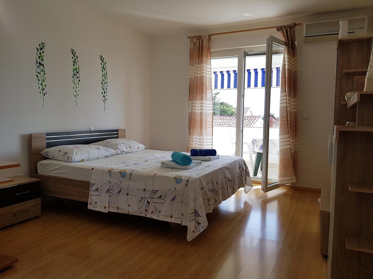 Apartments Monica נובליה מראה חיצוני תמונה